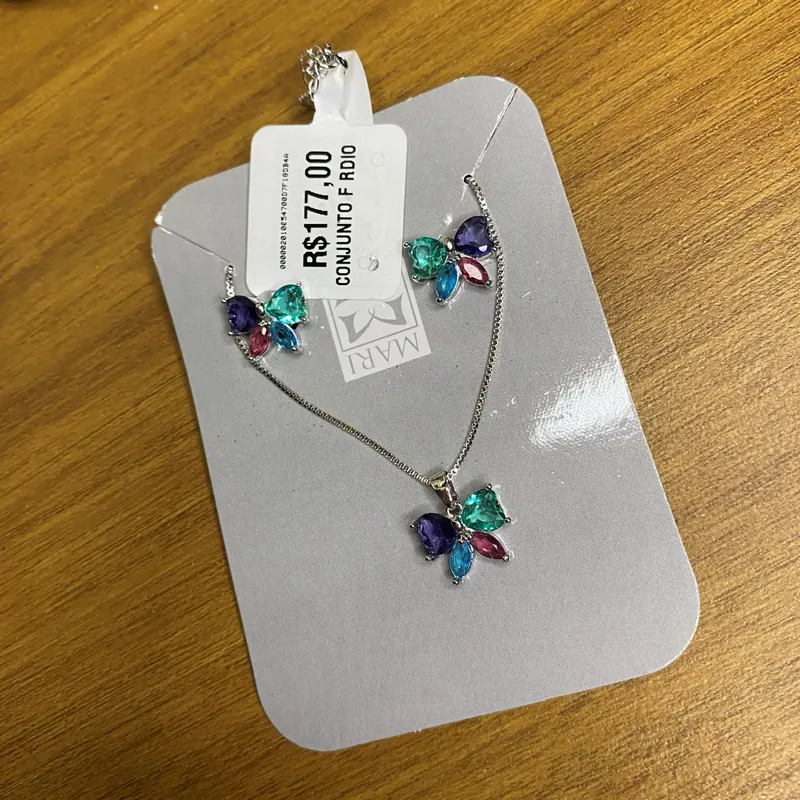 Conjunto borboleta de cristais coloridos