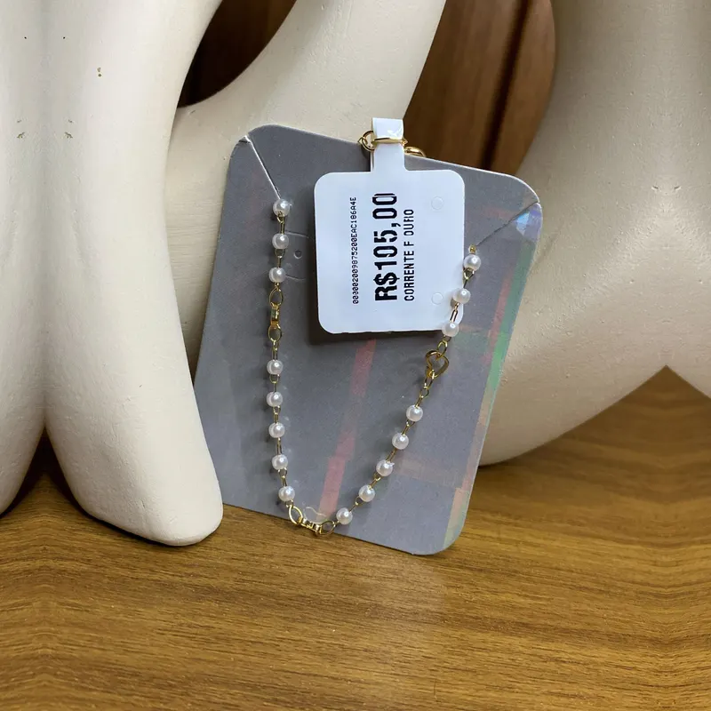 Corrente com pérolas