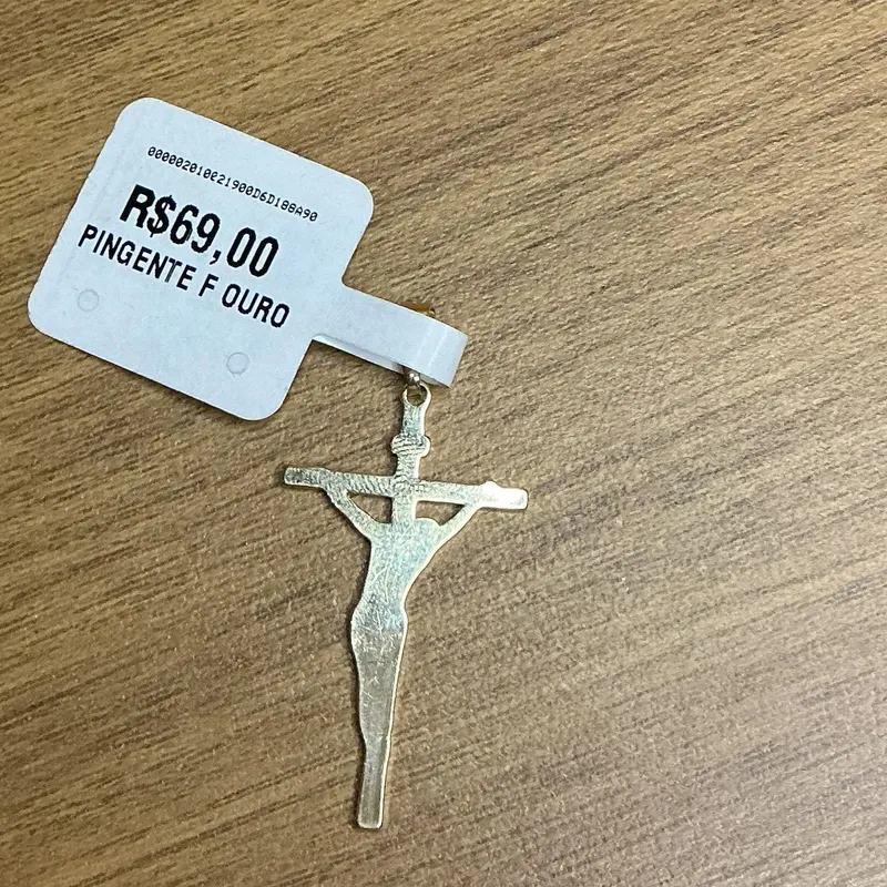 Pingente crucifixo